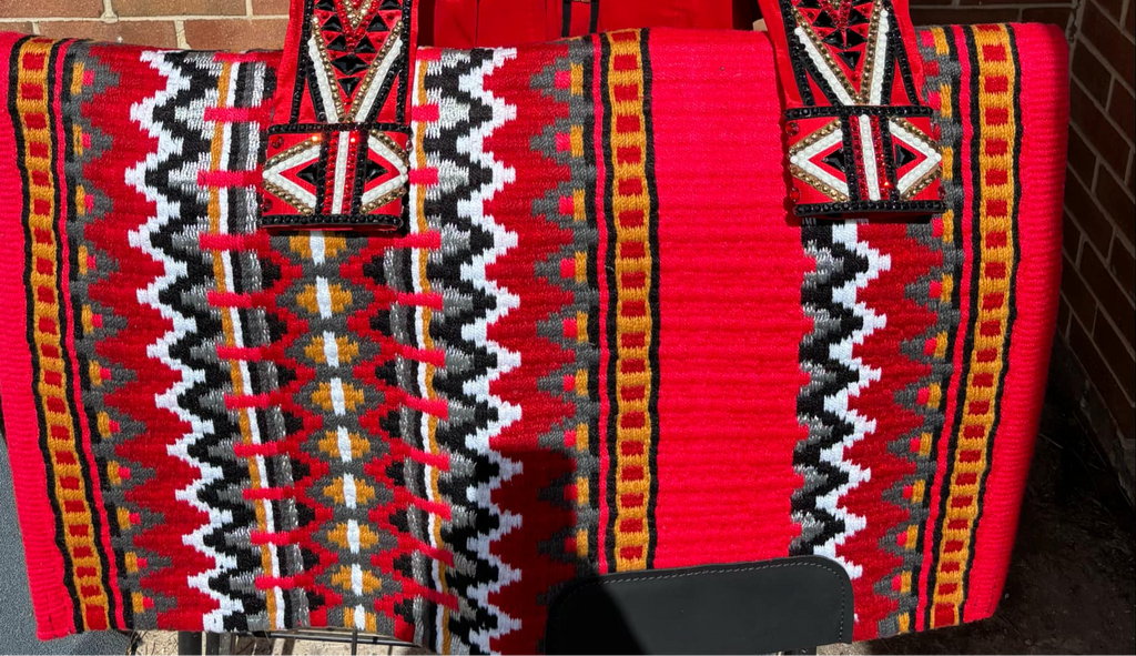 Red base, black, white, yellow, and Gray Showpad