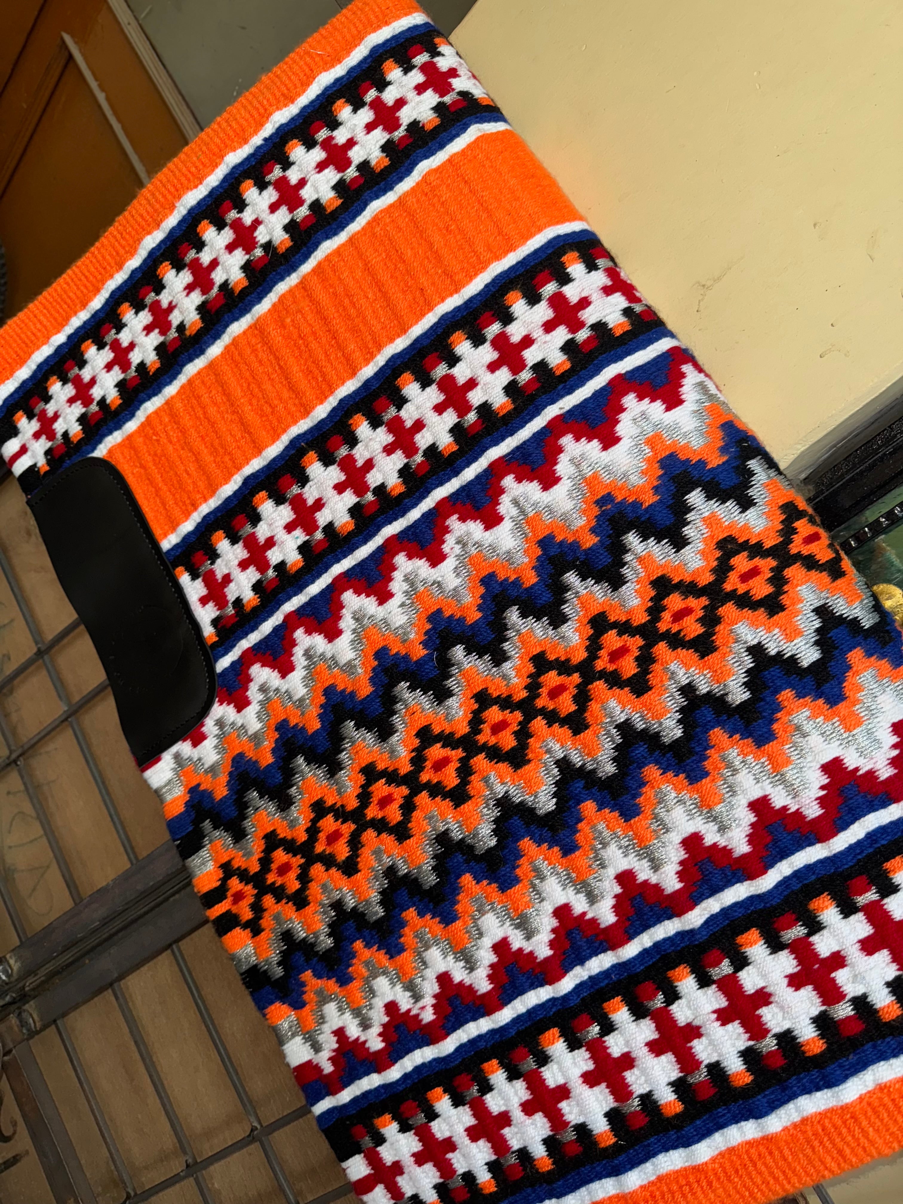 Tangerine / orange base showpad